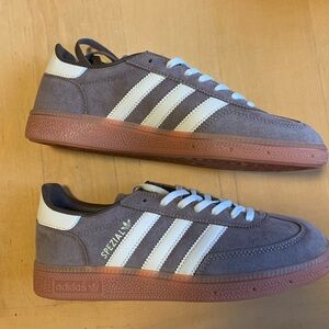 Adidas Spezial Brown women's Shoes
